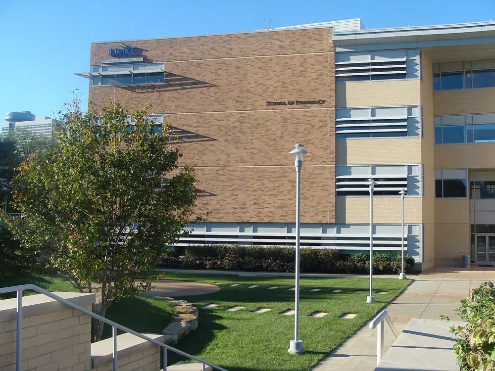 University of Missouri-Kansas City School of Dentistry (DDS) — UMKC School of Pharmacy